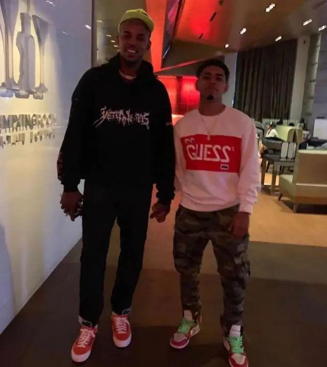 并非英雄式 并非英雄式